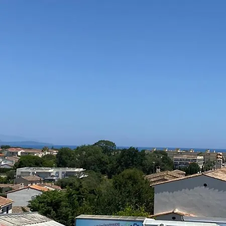 Dans A Avec Vue Apartamento